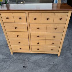 9 Drawers Tall Dresser 