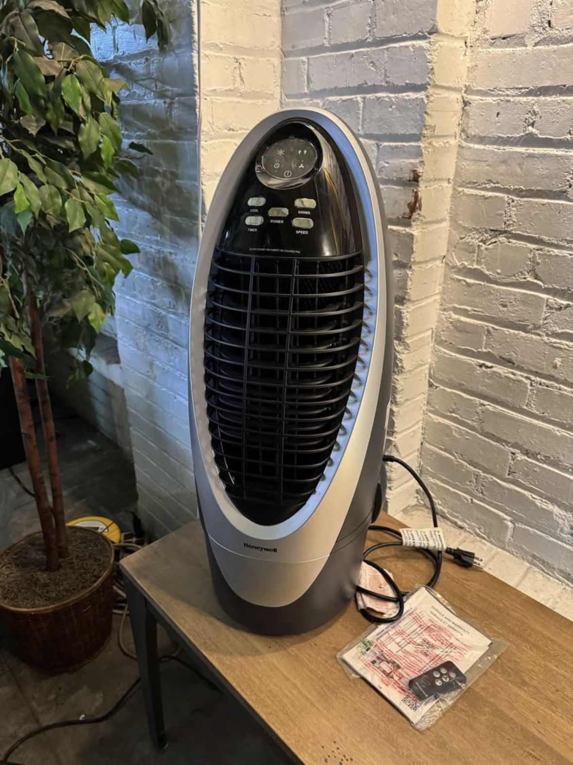 NEW Honeywell Air Cooler - CS10XE Series