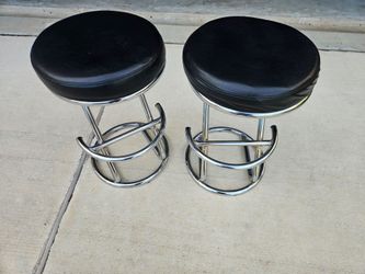 Bar stools - excellent condition