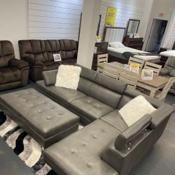 *Spectacular Deal*---Ibiza Gray Modern Leather Sectional Sofa W/Ottoman---Delivery And Easy Financing 👏