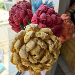 2 Vases, 5 Corn Husk Flowers