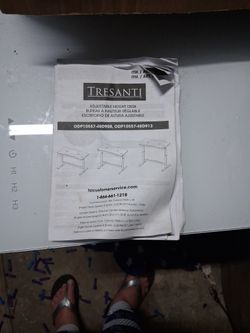 Tresanti Adjustable Height Desk 