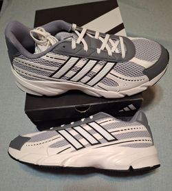adidas Technochaos 2000 Men's Size 12 Grey White Running Shoes NWT HQ7287