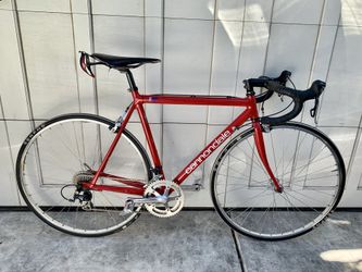 Cannondale R400 road bike (53cm/medium)