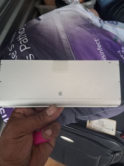 New MacBook Battery # A1280 10.8volts