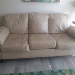 LEATHER SOFA 