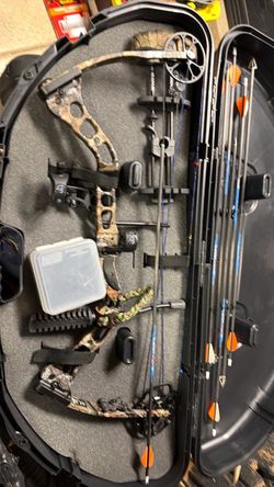 Compound bow bow tech PSE Hoyt