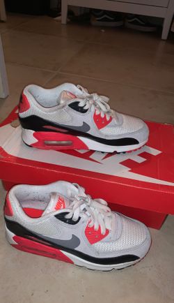 Nike air max’s size: 5/5 infrared Woman(7.0)