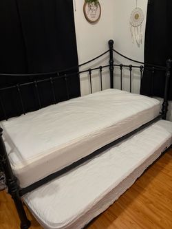 Black Twin day bed