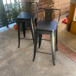 Swivel Bar Stools