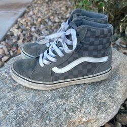 Boys High top Gilmore Vans Size 3