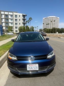 Volkswagen Jetta  2014