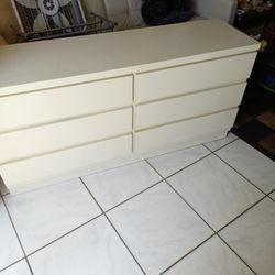 Dresser And Two Nightstands  Beige Formica Beautiful Good Condition  Selling For $75   Also Selling Separately  62" Inches Long 17" Inches Depth 30" H