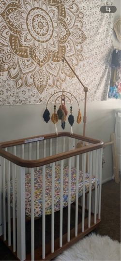 Nestig crib