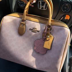coach POWDER PINK LARGE ROWAN