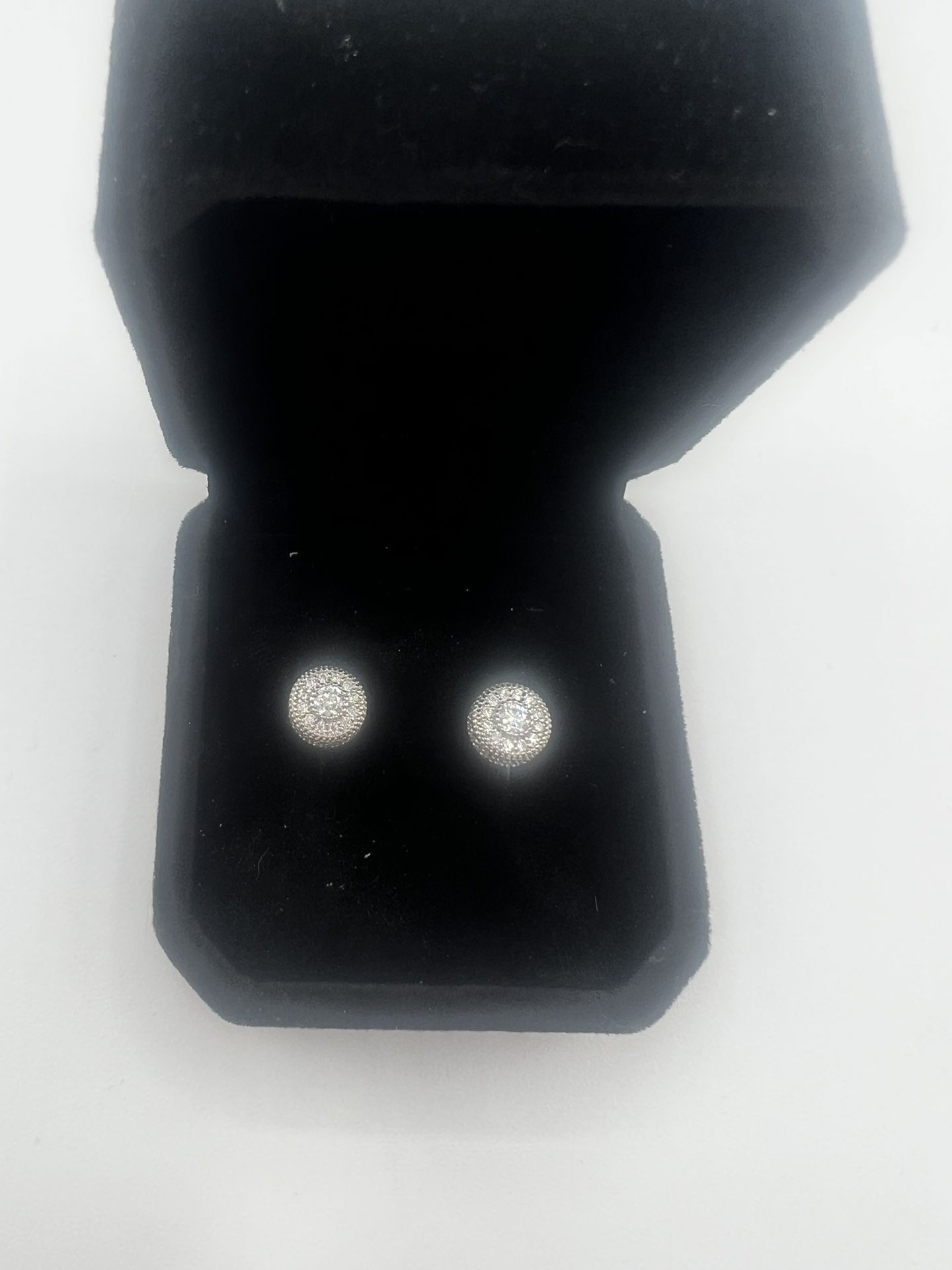 Diamond Earrings Halo Studs 0.8Ct