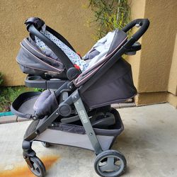 Graco Stroller And Car seat with Base