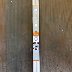 Brand  new GE T8 LED Fluorescent Replacement Bulbs