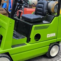 Forklift Clark 5000 Libras 