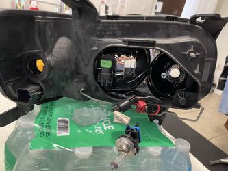 Ford escape Headlights