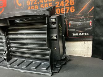 LINCOLN NAVIGATOR 2018-2024 AIR SHUTTER OEM