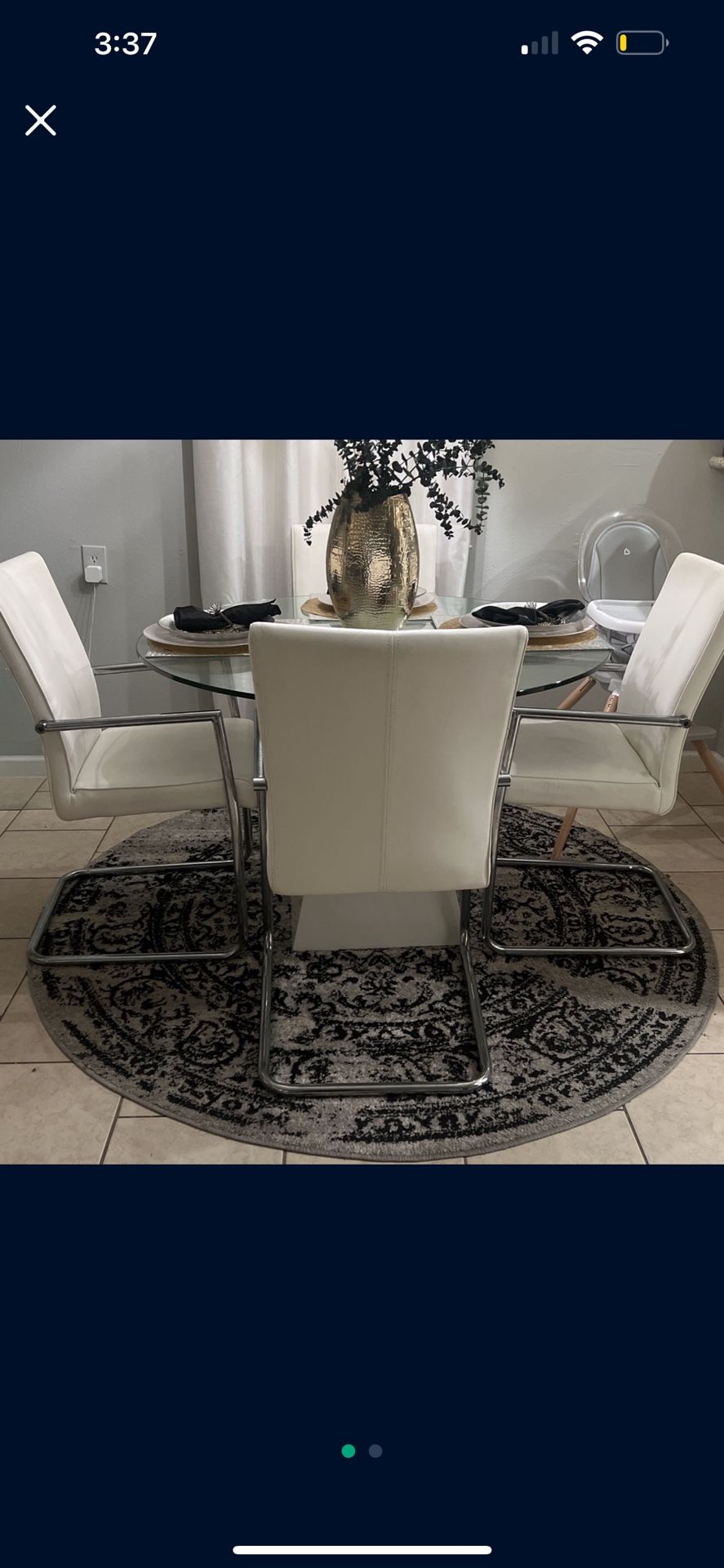 Glass Dining Table With White Base And 4 White Dining chairs