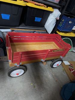Radio Flyer Town & Country wooden wagon