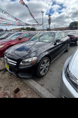 2015 Mercedes-Benz C-Class 300