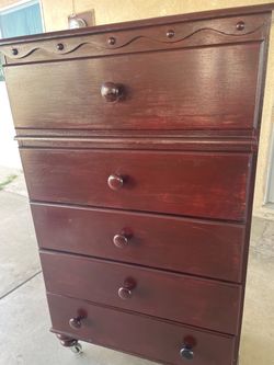 Dresser