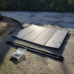 Fold A Cover Tonneau Chevrolet Colorado Bed Hard Cover 6ft -2015-2022 With Keys