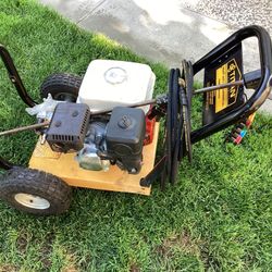 Titan Industrial Heavy Duty, Commercial, Gas Pressure Washer. 2200psi 5.5hp 2.5gpm. Recent Oil Change.  Excellent Condition. Price Is Firm.  Cash only