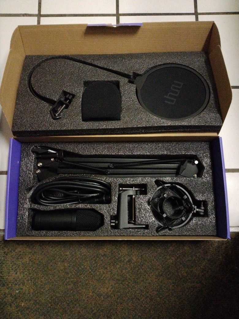 Condenser Mic & Studio Set