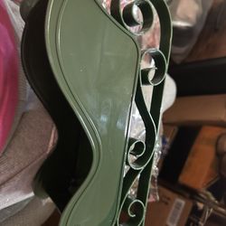 Plastic Sleigh Decoration For Christmas