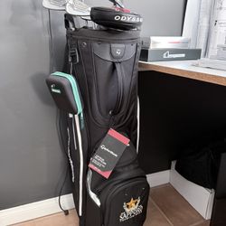 TaylorMade Lite Cart Bag – 14 Way Divider – Sapporo Logo