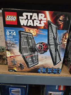 Lego 75101 First Order Tie Fighter.