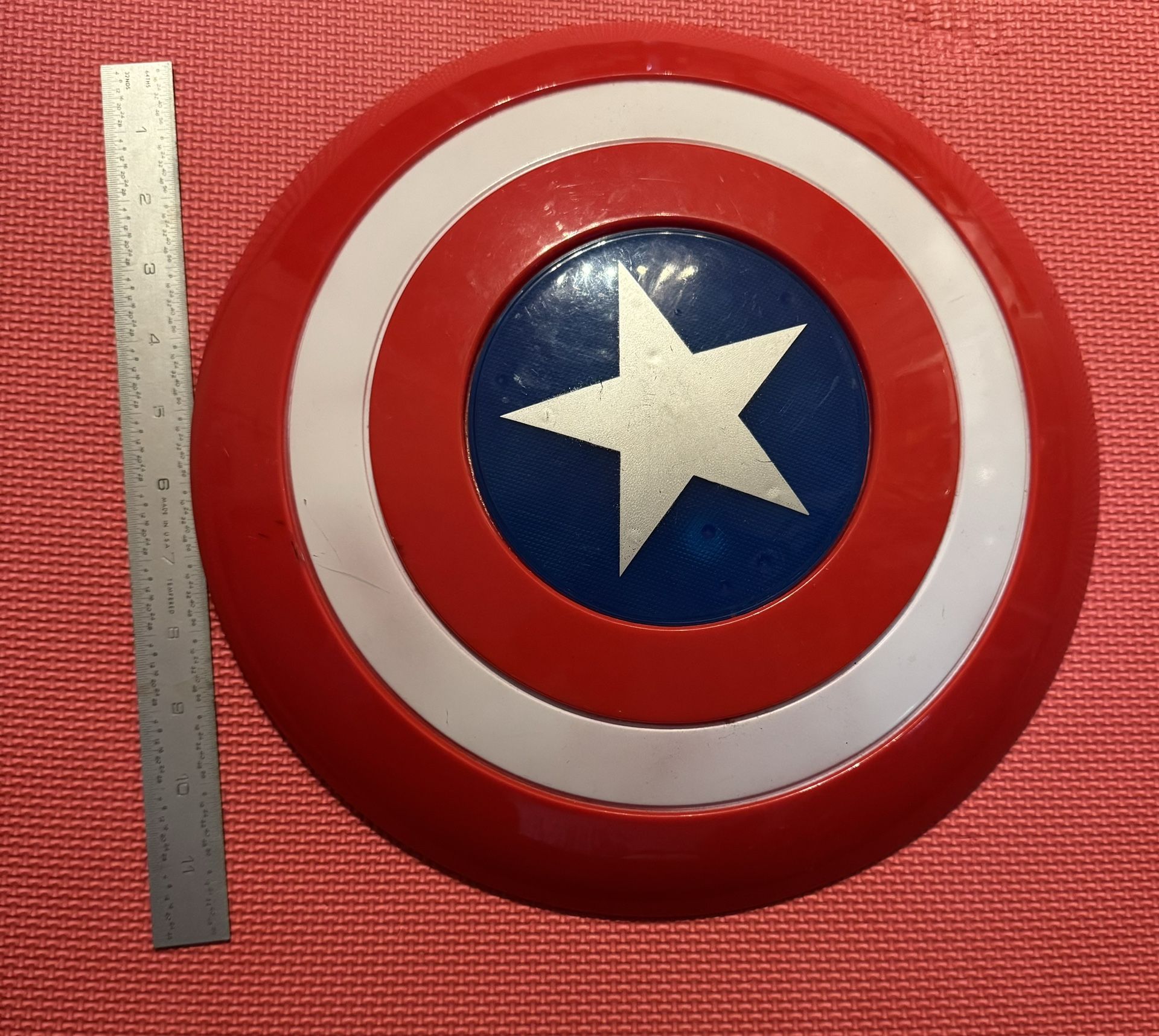 Captain America Shield (ligh up & sounds)