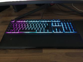 Razer Chroma Keyboard Mouse And Pad