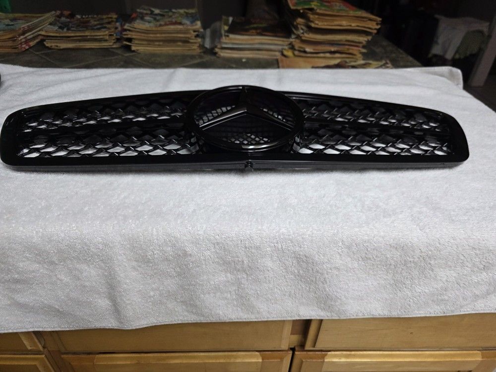 2003 - 2007 Mercedes All Black Grill