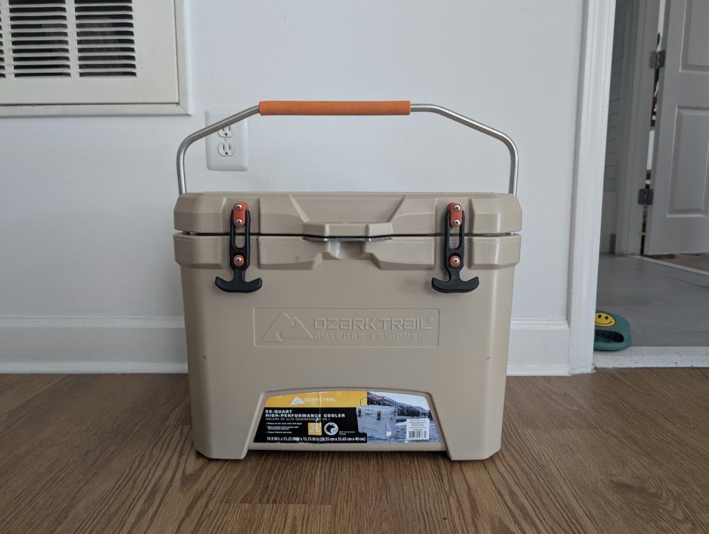 Ozark Trail Cooler - 26 Quart