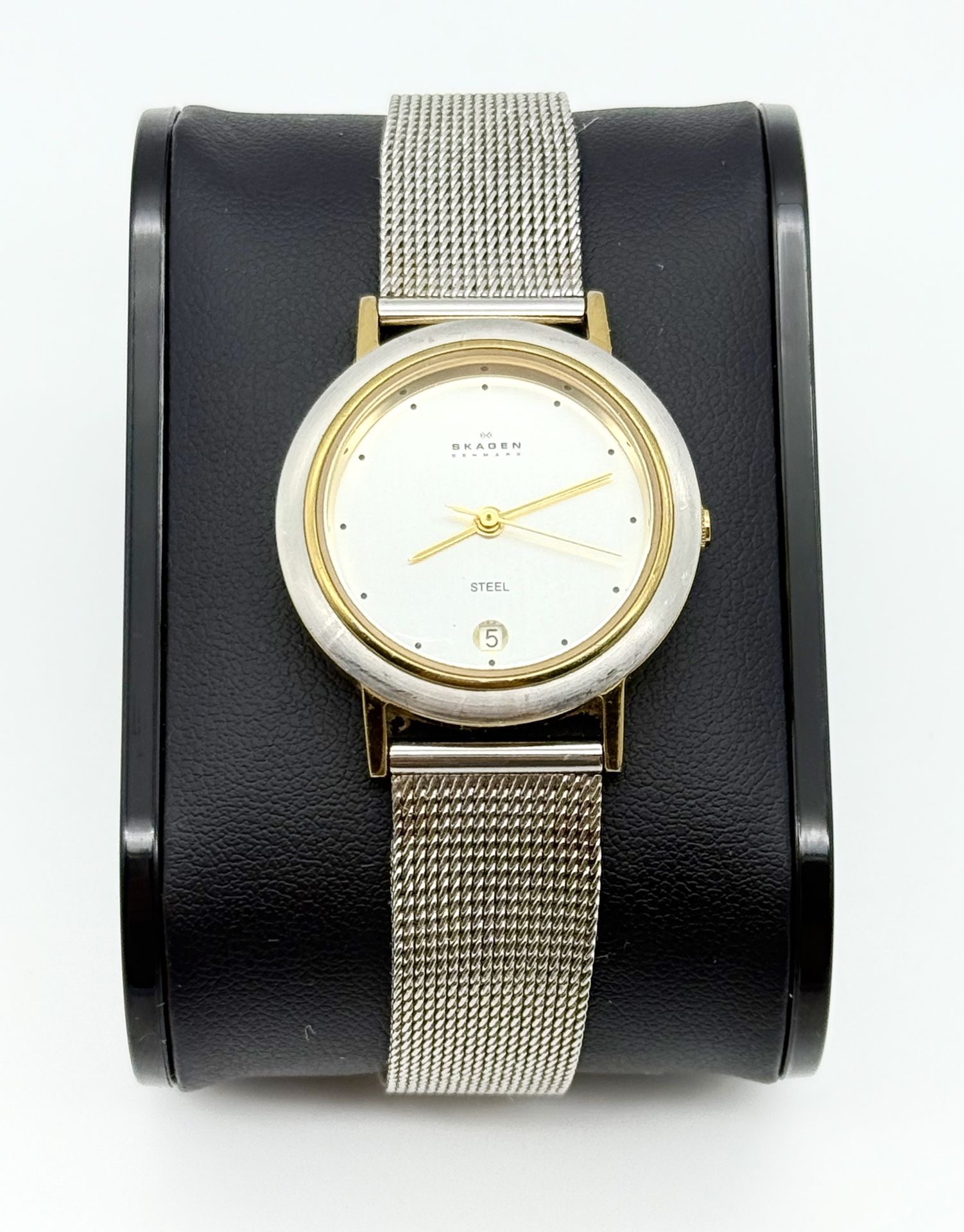 Skagen two tones watch, 28mm size case, 7.5in sizable bracelet