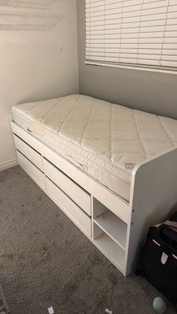 Free twin bed with storage