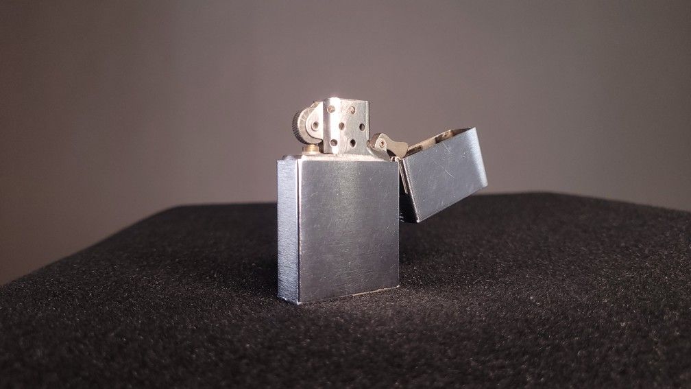 ZIPPO LIGHTER Original 1932 Replica ('89)