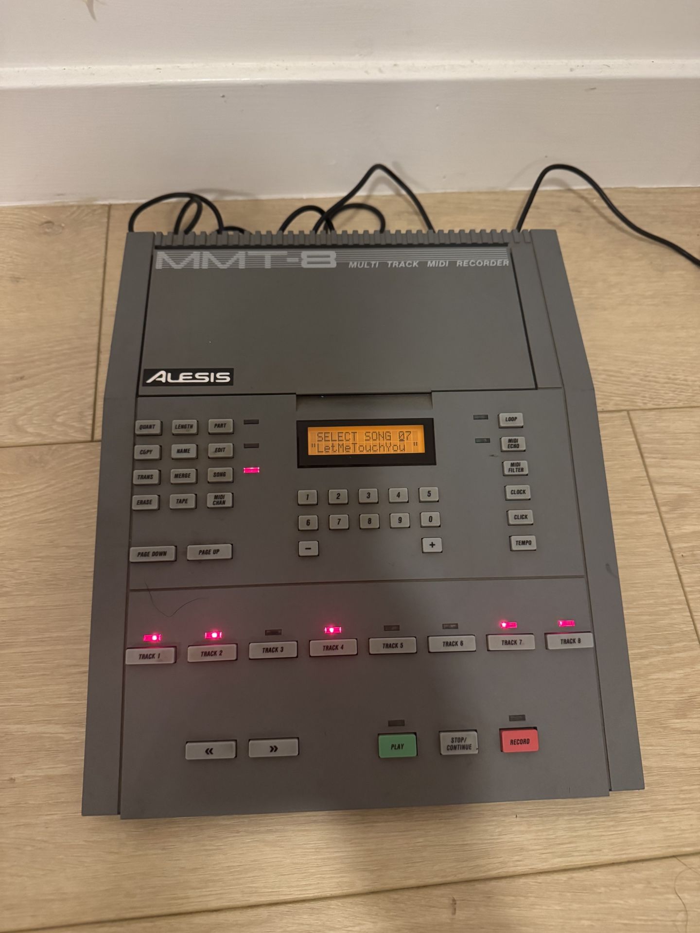 Alesis MMT-8 8 Channel MIDI Sequencer Recorder Tested Works
