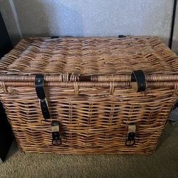 Rattan Trunk