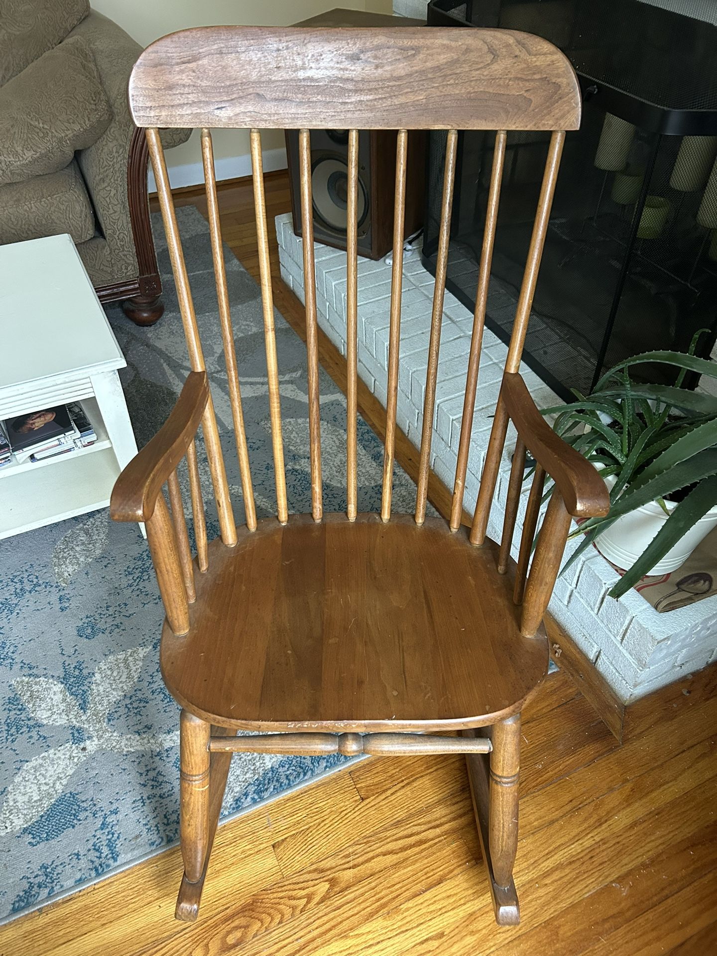 Wooden Rocking Chair