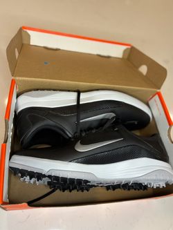 BRAND NEW Nike Men’s Golf Shoes (Size 10)
