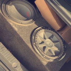 2 12s in a box used kicker & type r 