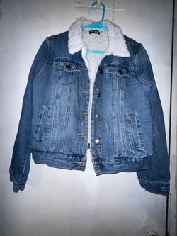 Women’s Small Sherpa Hot Topic Jacket