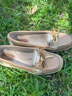 Sperry Top-Sider Women's Boat Shoes Size 6M Preowned in good condition Pet & Smoke Free Home. Check photos for any flaws. Tan Sperry Top-Sider boat