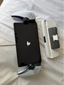 PlayStation Portal + dock